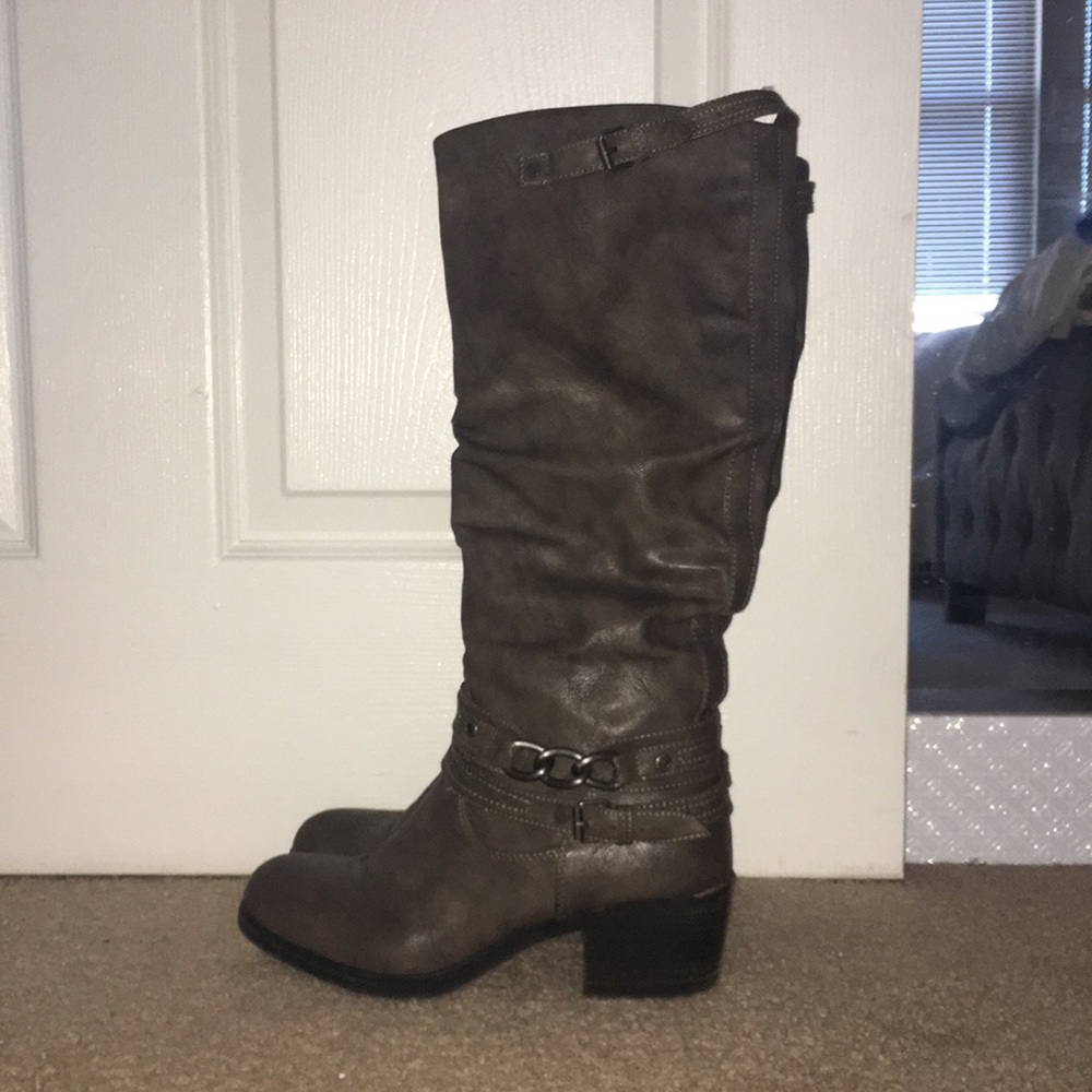 Taupe boots size 8